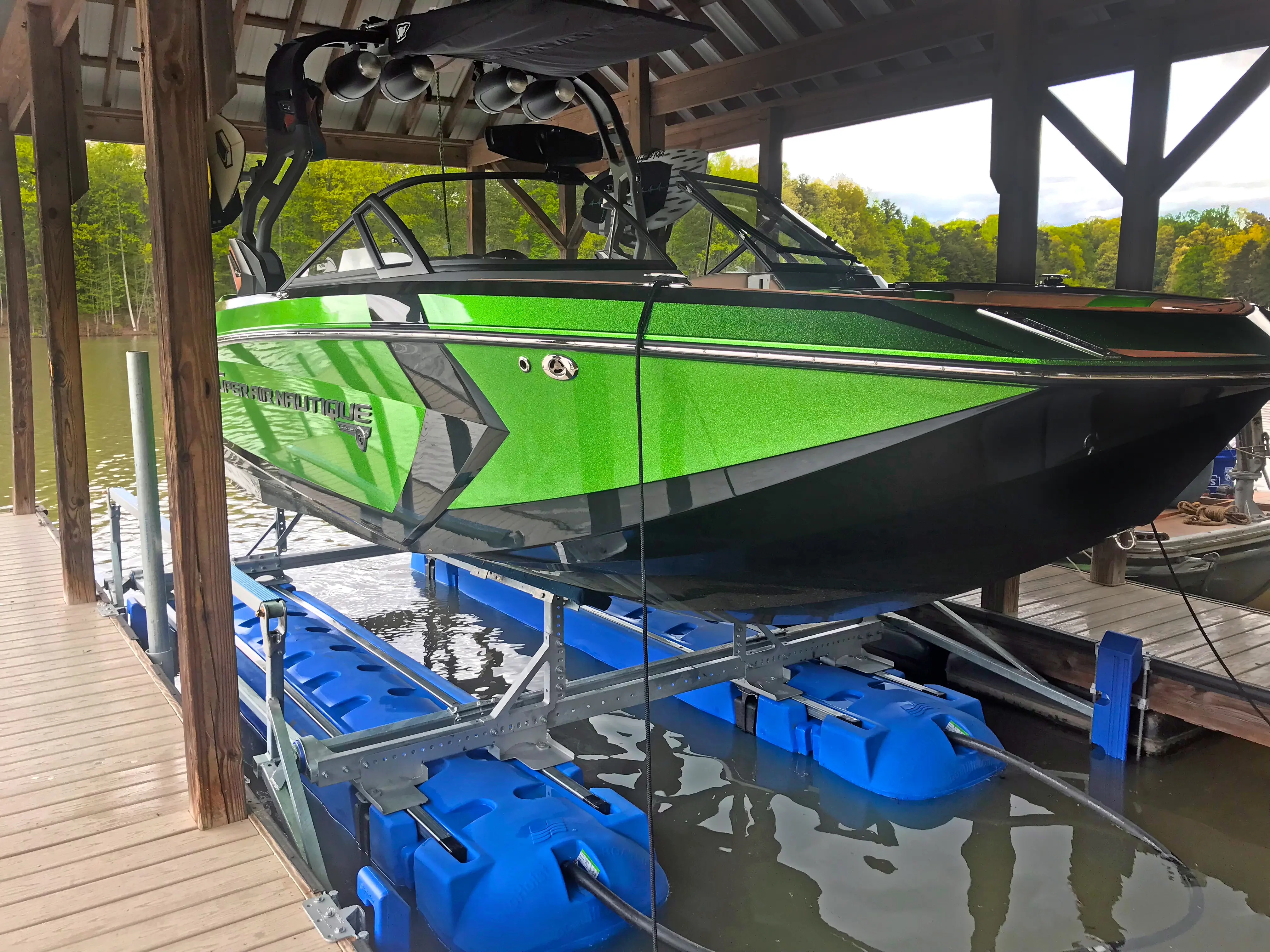hhnc-tow-boat-2-1.jpg