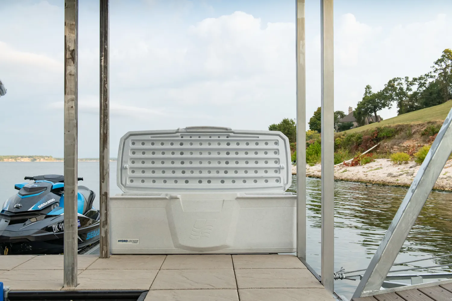 HydroLockers®: Dock Storage Lockers for Boaters | HydroHoist