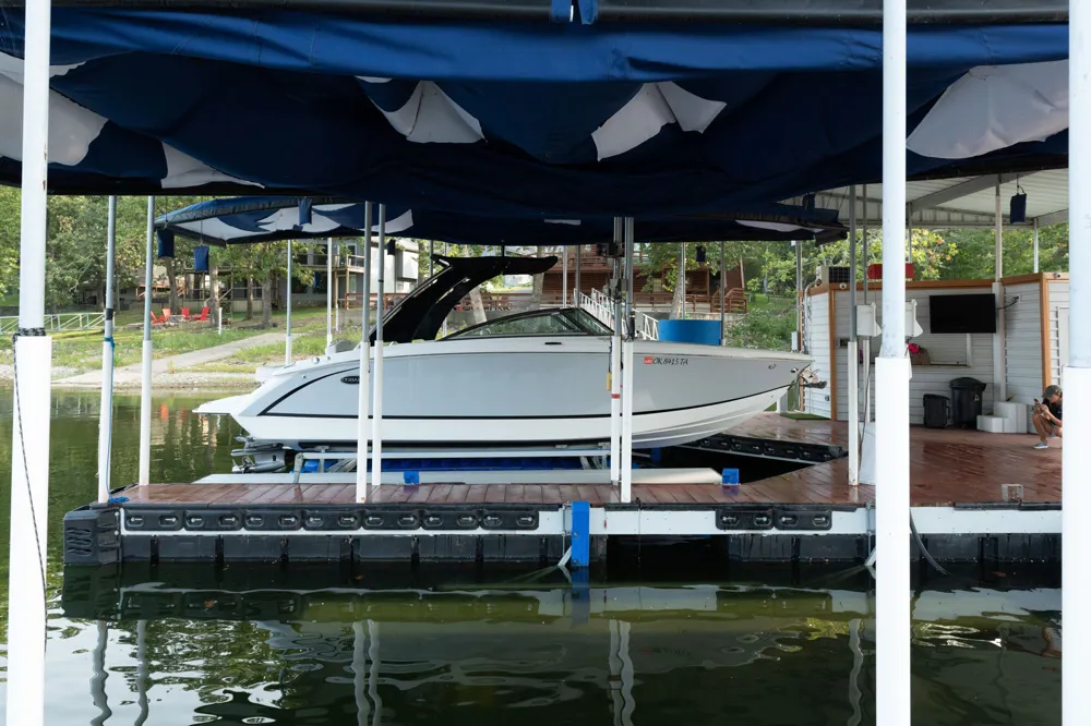 HydroFender | Horizontal Dock Edge Protection | HydroHoist